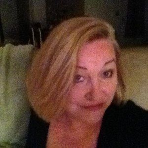 Meet your Posher, Deborah